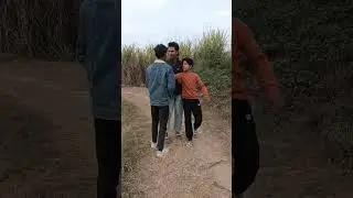 bhaiyo subscribe bhi kar lo 👍.        @4 star comedy team#funny #comedyfilms