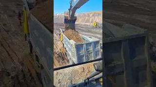 #xcavator #automobile excavator #bulldozer #mining #dozer #viralvideo #volvoxc90 #volvo #ivecotata
