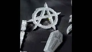 40% off Hip Hop ice out jewelry on site ec custom jewelry #hiphop #hiphopjewelry  #icedout #pendant