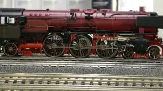 M&auml;rklin 39760 Dampflokomotive BR 01.10 Altbau nach Zwischenstation in Weinheim