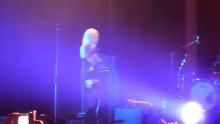 The Pretty Reckless - Goin' Down (live @ Moscow)