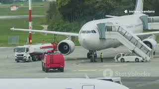 Mid Air Scare  United Airlines' 2 Hour M#facts#viralvideo#lukes
