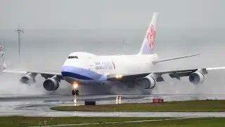 747-4 Massive Water Spray landing