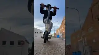 Fakie manual from a ants perspective! 😂 #trending #balance #brisbane #scooter