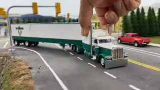 You WON'T BELIEVE the Details on this 1/64 Scale Peterbilt 389 Truck
