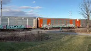 Railfanning On The NS Harrisburg Line Plus NS DPU Power NS 4945 NS 4002 And NS 4275