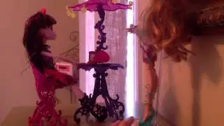 Monster high draculauras day (improved)