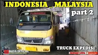 Unload the goods in the warehouse for delivery to Malaysia