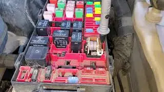 F150 Roadside Repair - Failed Fuel Pump Relay