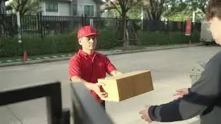 Courier & Logistics Advert