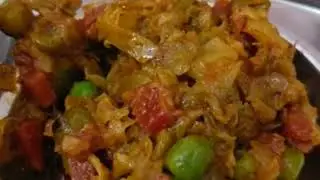 Delhi ki Fraud bhojan | Railway Station Samne #delhifood #shorts #foodfraud