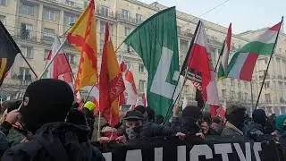 Manifestantes en Varsovia aluden a 