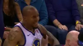 David West letting Mo Speights know to watch out