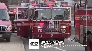 4 injured, including firefighter, in Manhattan high-rise fire, FDNY says