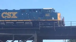 CSX #883 Leads Auto Rack Train in Cincinnati OH