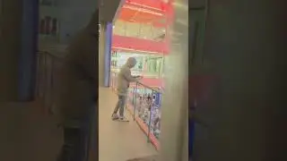 #кица #маркет #танцы Когда шол на работу и увидел весь этот дурдом❤🔥