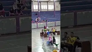 Nonton volly ibu guru RA