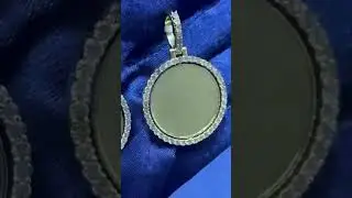 Memorial diamond pendants