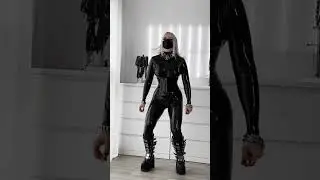 My new latex cat suit, how do I look? #latex #suit