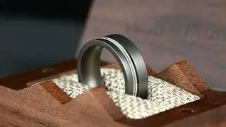 Men&rsquo;s Titanium Wedding Ring - Dark Grey with Silver Guitar String