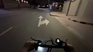 ￼Driving e scooter 🛴 moto vlog 