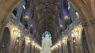 John Rylands Library ~ Manchester | Walking Tour