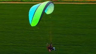 Voo de Paramotor Hudson