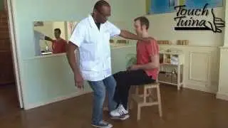 Touch Tuina, How to treat back pain in seated