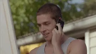 Wade Briggs / Josh Thomas (gay scene #9) - Please Like Me (tv series / comedy drama)