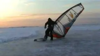 Skating, ice sailing and Alirio D&iacute;az