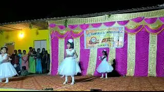 Music dance performance 