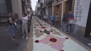 Sitges es prepara per a un cap de setmana de Corpus i catifes