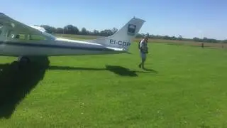 Flying a Cessna 182             in Ireland,                       Weston to Clonbullogue