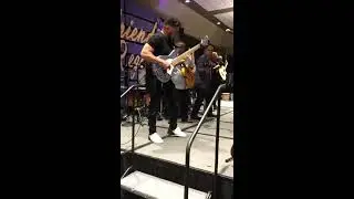 Alex Moran bass solo