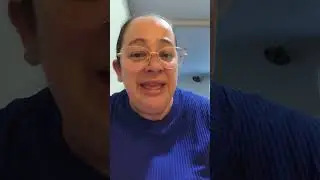 Uma mulher tem lutado contra vocês 