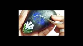 Amazing stone art/Mariposa Art Gallery