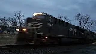 NS 8163 Leads NS 9929 NS 4809 on NS 11Z Passing Through in Boyce VA