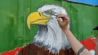 🦅Painting the Eagle Element in the Underwood Mural. Freehand painting on corrugated metal.Time-lapse