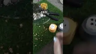 Making tiny oak leaves from a leaf punch