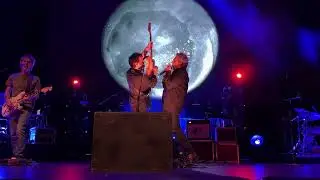 Coque Malla y Miguel Ríos - Como los gatos salvajes
