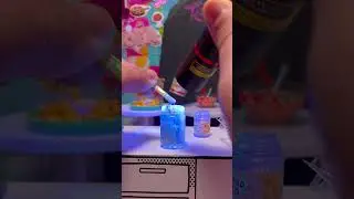 OMG wie wundersch&ouml;n ! #spielzeug #miniverse #basteln #sammeln #miniversemakeitminifood #frozenmoment