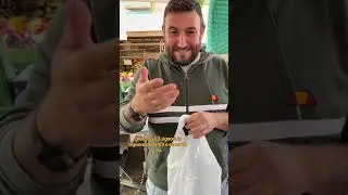 ARRIVA LA FURBETTA AL MERCATO E GUARDATE CHE COSA FA LUI PER CONTRACCAMBIARE !!