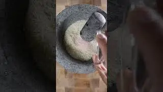 Получите Molcajete! (ступка и пестик)