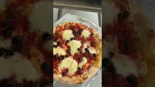 Pizza de sobrasada en el Ooni  #food