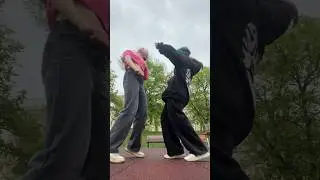 полина любит грабежи и драки #dance #snow #тикток #acrobatics #music #тренд #трюк #танцы #tiktok