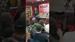 Frank Bello - Bassplayer from Anthrax at Rockland Music in Witten/Germany Part 7