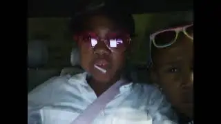 Play the time and sister Bond