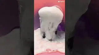 Toddler&rsquo;s Fizzy Science Experiment | Purple Foam Magic! 🪄