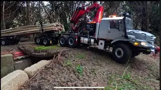 Engins de chantier rc construction camion jdm 1/14 livraison de bois grande longueur accès difficile