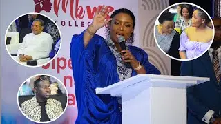 UTAPENDA CHRISTINA SHUSHO ALIVYOWATAMBULISHA WATOTO WAKE  MBELE YA MHE. JAKAYA KIKWETE